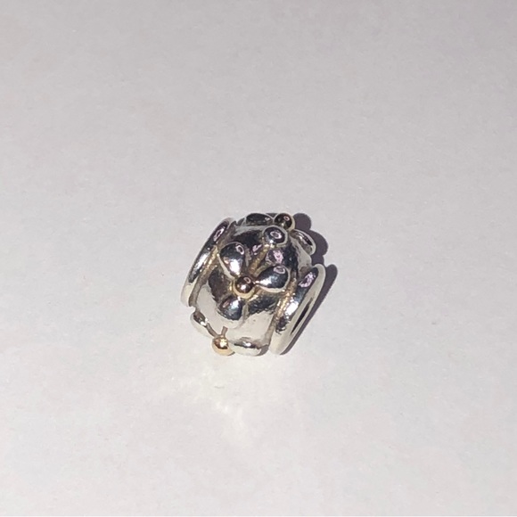Retired Pandora Tivoli Three Petal Flower 14k Charm - Picture 2 of 5